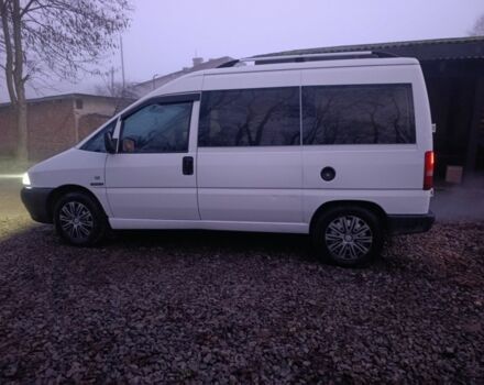 Белый Ситроен Jumpy, объемом двигателя 2 л и пробегом 300 тыс. км за 3550 $, фото 1 на Automoto.ua