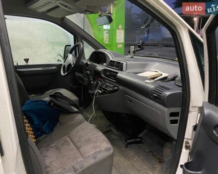 Белый Ситроен Jumpy, объемом двигателя 2 л и пробегом 250 тыс. км за 3000 $, фото 3 на Automoto.ua