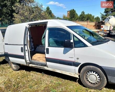 Белый Ситроен Jumpy, объемом двигателя 2 л и пробегом 535 тыс. км за 2800 $, фото 3 на Automoto.ua