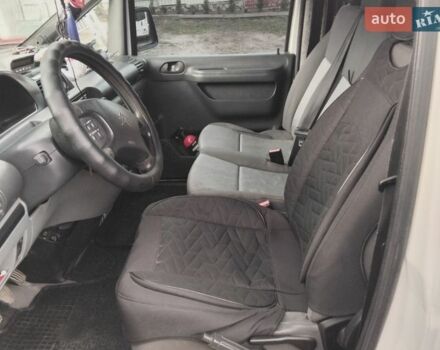 Белый Ситроен Jumpy, объемом двигателя 2 л и пробегом 245 тыс. км за 4200 $, фото 7 на Automoto.ua