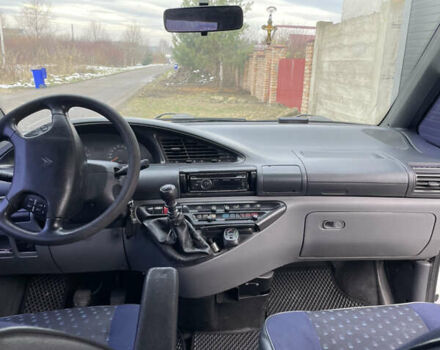 Белый Ситроен Jumpy, объемом двигателя 2 л и пробегом 226 тыс. км за 3900 $, фото 9 на Automoto.ua