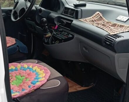 Белый Ситроен Jumpy, объемом двигателя 2 л и пробегом 276 тыс. км за 4500 $, фото 4 на Automoto.ua