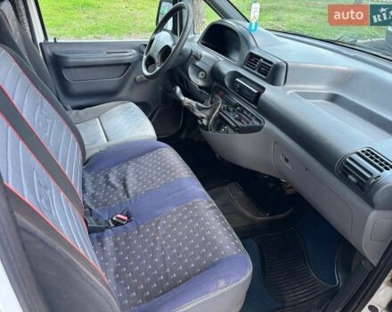 Белый Ситроен Jumpy, объемом двигателя 1.9 л и пробегом 341 тыс. км за 3200 $, фото 6 на Automoto.ua