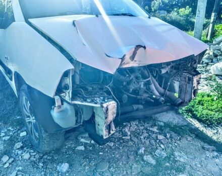 Ситроен Jumpy 2005 в Дружковке на Automoto.ua Белый Ситроен Jumpy, объемом двигателя 1.9 л и пробегом 235 тыс. км за 2200 $, фото 11 на Automoto.ua