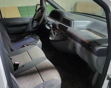 Белый Ситроен Jumpy, объемом двигателя 2 л и пробегом 250 тыс. км за 4000 $, фото 5 на Automoto.ua