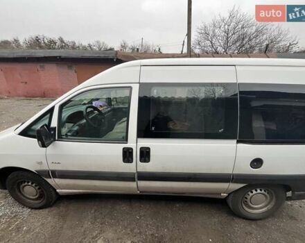 Белый Ситроен Jumpy, объемом двигателя 1.9 л и пробегом 196 тыс. км за 4550 $, фото 3 на Automoto.ua