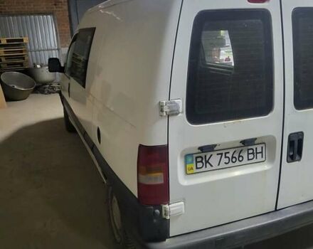 Белый Ситроен Jumpy, объемом двигателя 2 л и пробегом 250 тыс. км за 4000 $, фото 1 на Automoto.ua