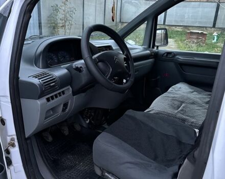 Белый Ситроен Jumpy, объемом двигателя 2 л и пробегом 380 тыс. км за 3850 $, фото 4 на Automoto.ua