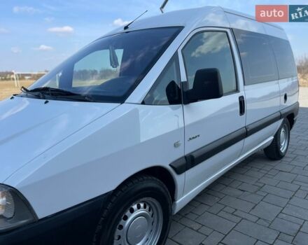 Белый Ситроен Jumpy, объемом двигателя 2 л и пробегом 300 тыс. км за 4650 $, фото 11 на Automoto.ua