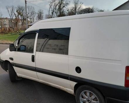 Белый Ситроен Jumpy, объемом двигателя 2 л и пробегом 336 тыс. км за 3950 $, фото 1 на Automoto.ua