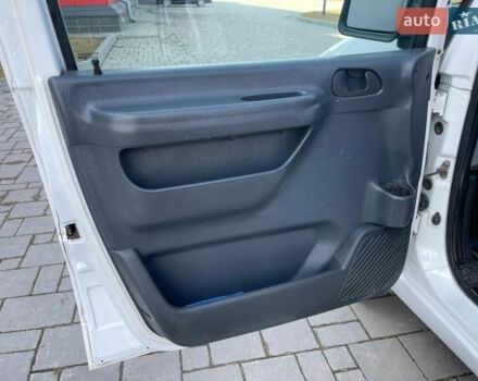 Белый Ситроен Jumpy, объемом двигателя 2 л и пробегом 300 тыс. км за 4650 $, фото 24 на Automoto.ua