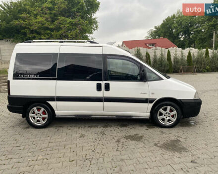 Белый Ситроен Jumpy, объемом двигателя 2 л и пробегом 300 тыс. км за 4600 $, фото 2 на Automoto.ua