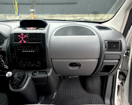 Білий Сітроен Jumpy, об'ємом двигуна 1.56 л та пробігом 324 тис. км за 6200 $, фото 5 на Automoto.ua