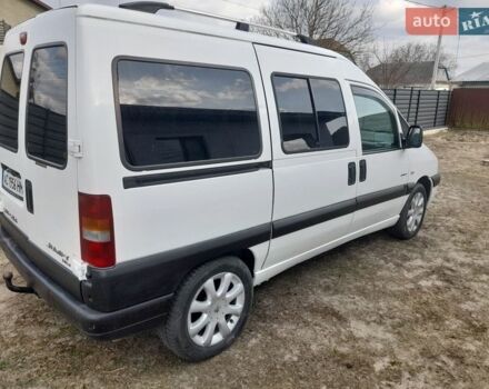 Белый Ситроен Jumpy, объемом двигателя 2 л и пробегом 303 тыс. км за 4500 $, фото 4 на Automoto.ua