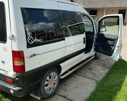 Белый Ситроен Jumpy, объемом двигателя 2 л и пробегом 181 тыс. км за 4600 $, фото 2 на Automoto.ua