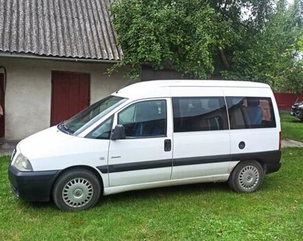 Белый Ситроен Jumpy, объемом двигателя 2 л и пробегом 468 тыс. км за 4600 $, фото 4 на Automoto.ua