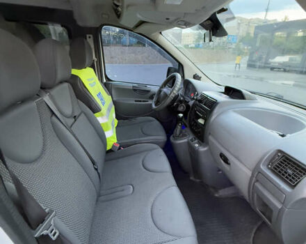 Белый Ситроен Jumpy, объемом двигателя 0 л и пробегом 314 тыс. км за 4700 $, фото 16 на Automoto.ua