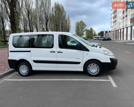 Белый Ситроен Jumpy, объемом двигателя 2 л и пробегом 310 тыс. км за 7700 $, фото 4 на Automoto.ua