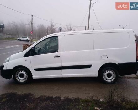 Белый Ситроен Jumpy, объемом двигателя 2 л и пробегом 300 тыс. км за 4700 $, фото 3 на Automoto.ua