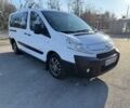 Белый Ситроен Jumpy, объемом двигателя 2 л и пробегом 218 тыс. км за 8000 $, фото 2 на Automoto.ua