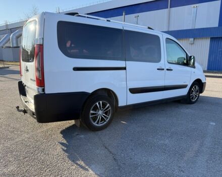 Белый Ситроен Jumpy, объемом двигателя 2 л и пробегом 218 тыс. км за 8000 $, фото 4 на Automoto.ua