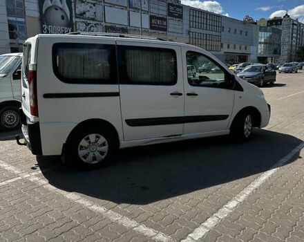 Белый Ситроен Jumpy, объемом двигателя 2 л и пробегом 326 тыс. км за 6700 $, фото 2 на Automoto.ua