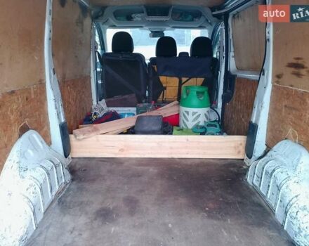 Белый Ситроен Jumpy, объемом двигателя 2 л и пробегом 300 тыс. км за 4700 $, фото 4 на Automoto.ua