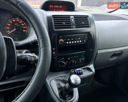 Белый Ситроен Jumpy, объемом двигателя 2 л и пробегом 225 тыс. км за 6300 $, фото 25 на Automoto.ua