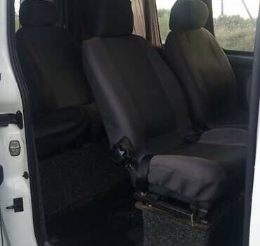 Белый Ситроен Jumpy, объемом двигателя 1.6 л и пробегом 330 тыс. км за 6000 $, фото 3 на Automoto.ua