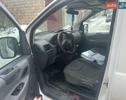 Белый Ситроен Jumpy, объемом двигателя 2 л и пробегом 155 тыс. км за 8555 $, фото 6 на Automoto.ua
