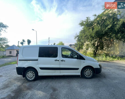 Білий Сітроен Jumpy, об'ємом двигуна 2 л та пробігом 300 тис. км за 5299 $, фото 2 на Automoto.ua