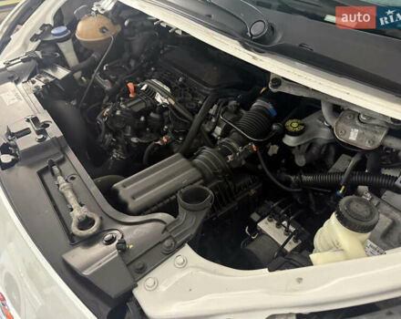 Білий Сітроен Jumpy, об'ємом двигуна 2 л та пробігом 250 тис. км за 8500 $, фото 24 на Automoto.ua