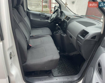 Белый Ситроен Jumpy, объемом двигателя 2 л и пробегом 265 тыс. км за 8700 $, фото 13 на Automoto.ua