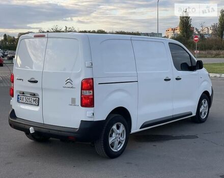 Сітроен Jumpy 2016 у Києві на Automoto.ua Білий Сітроен Jumpy, об'ємом двигуна 2 л та пробігом 271 тис. км за 13000 $, фото 3 на Automoto.ua