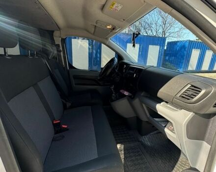 Белый Ситроен Jumpy, объемом двигателя 2 л и пробегом 267 тыс. км за 17000 $, фото 10 на Automoto.ua