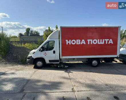 Белый Ситроен Jumpy, объемом двигателя 2.2 л и пробегом 373 тыс. км за 17500 $, фото 1 на Automoto.ua