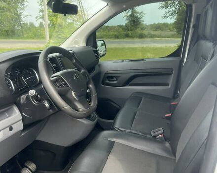 Белый Ситроен Jumpy, объемом двигателя 2 л и пробегом 307 тыс. км за 13500 $, фото 6 на Automoto.ua