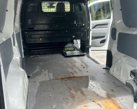 Белый Ситроен Jumpy, объемом двигателя 2 л и пробегом 307 тыс. км за 13500 $, фото 16 на Automoto.ua