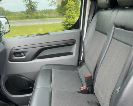 Белый Ситроен Jumpy, объемом двигателя 2 л и пробегом 307 тыс. км за 13500 $, фото 9 на Automoto.ua