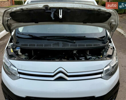 Белый Ситроен Jumpy, объемом двигателя 2 л и пробегом 215 тыс. км за 16900 $, фото 23 на Automoto.ua