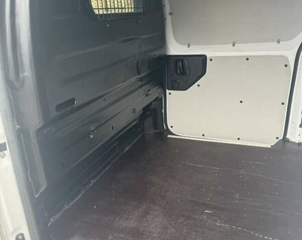 Белый Ситроен Jumpy, объемом двигателя 2 л и пробегом 158 тыс. км за 16900 $, фото 24 на Automoto.ua
