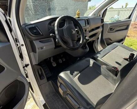 Белый Ситроен Jumpy, объемом двигателя 2 л и пробегом 39 тыс. км за 24150 $, фото 1 на Automoto.ua