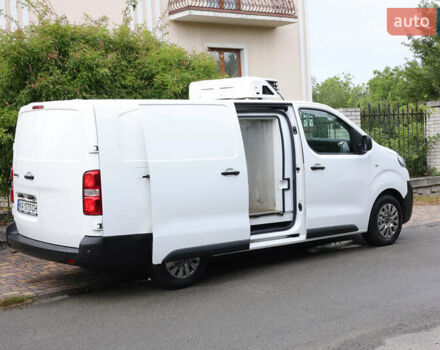 Белый Ситроен Jumpy, объемом двигателя 2 л и пробегом 175 тыс. км за 25200 $, фото 7 на Automoto.ua