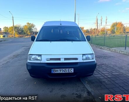 Белый Ситроен Jumpy, объемом двигателя 1.9 л и пробегом 400 тыс. км за 4200 $, фото 2 на Automoto.ua