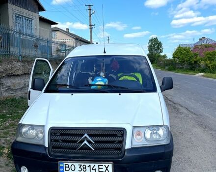 Белый Ситроен Jumpy, объемом двигателя 2 л и пробегом 400 тыс. км за 5200 $, фото 1 на Automoto.ua