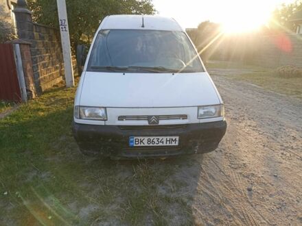 Білий Сітроен Jumpy, об'ємом двигуна 1.9 л та пробігом 300 тис. км за 3900 $, фото 1 на Automoto.ua