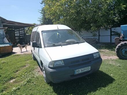 Белый Ситроен Jumpy, объемом двигателя 2 л и пробегом 300 тыс. км за 1350 $, фото 1 на Automoto.ua