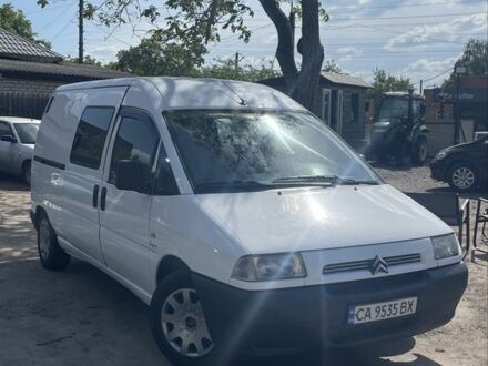 Белый Ситроен Jumpy, объемом двигателя 2 л и пробегом 284 тыс. км за 4600 $, фото 1 на Automoto.ua