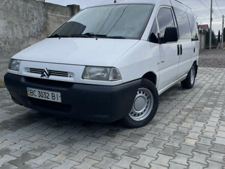 Белый Ситроен Jumpy, объемом двигателя 2 л и пробегом 226 тыс. км за 3900 $, фото 1 на Automoto.ua