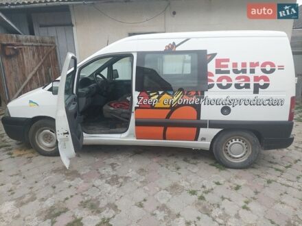 Белый Ситроен Jumpy, объемом двигателя 1.9 л и пробегом 320 тыс. км за 4200 $, фото 1 на Automoto.ua